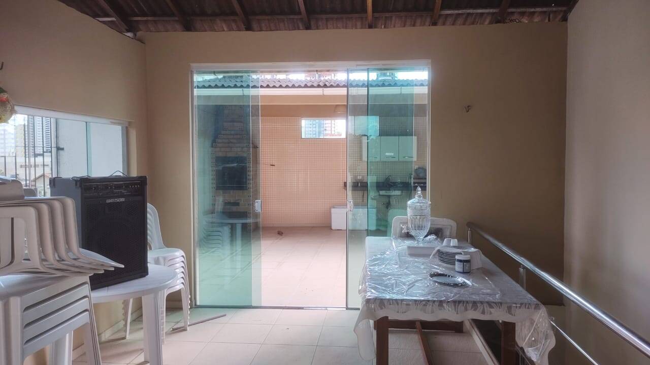 Casa para alugar com 3 quartos, 162m² - Foto 6